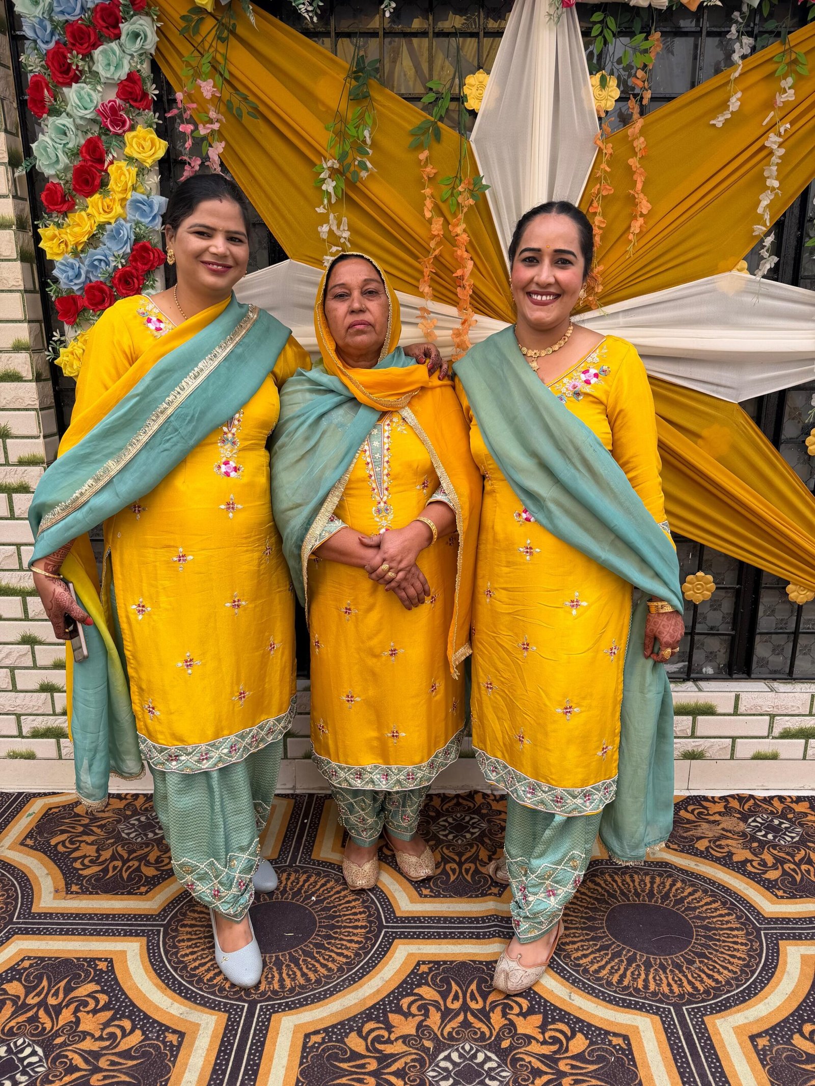 HALDI AN MEHANDI SUIT